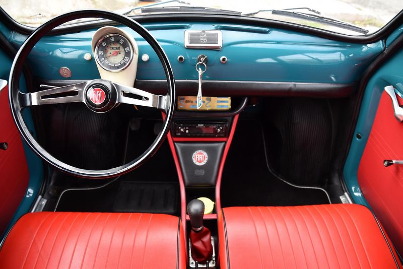 Fiat 500 (1971) 110 F BERLINA 650 ccm - fotka 21 z 33