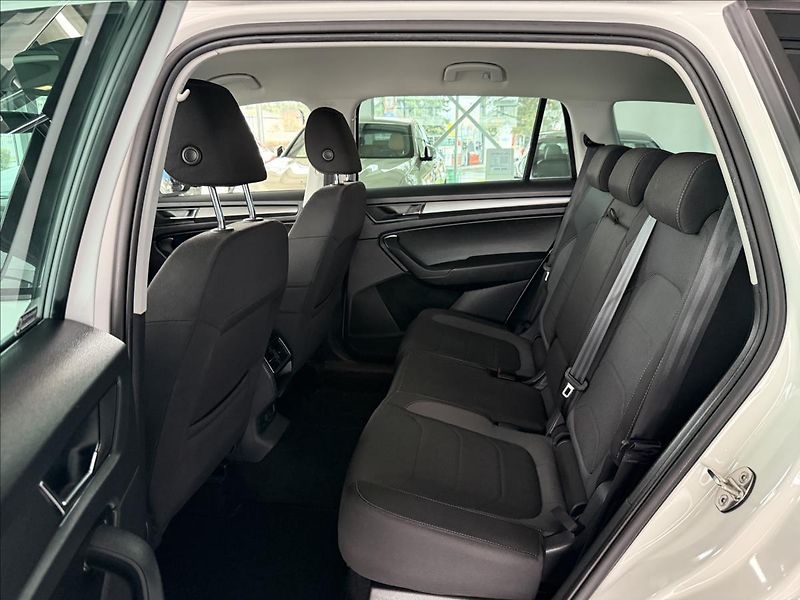 Škoda Kodiaq 2,0   TDI,4x4,SERVISKA,ČR,1.MA - fotka 22 z 26