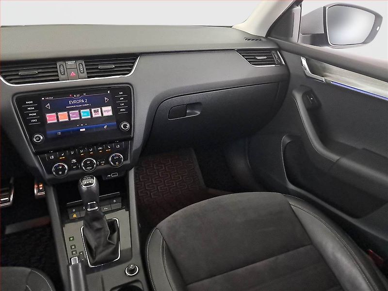 Škoda Octavia (2017) Scout 2.0 TDI, 4X4, Automat - fotka 8 z 20