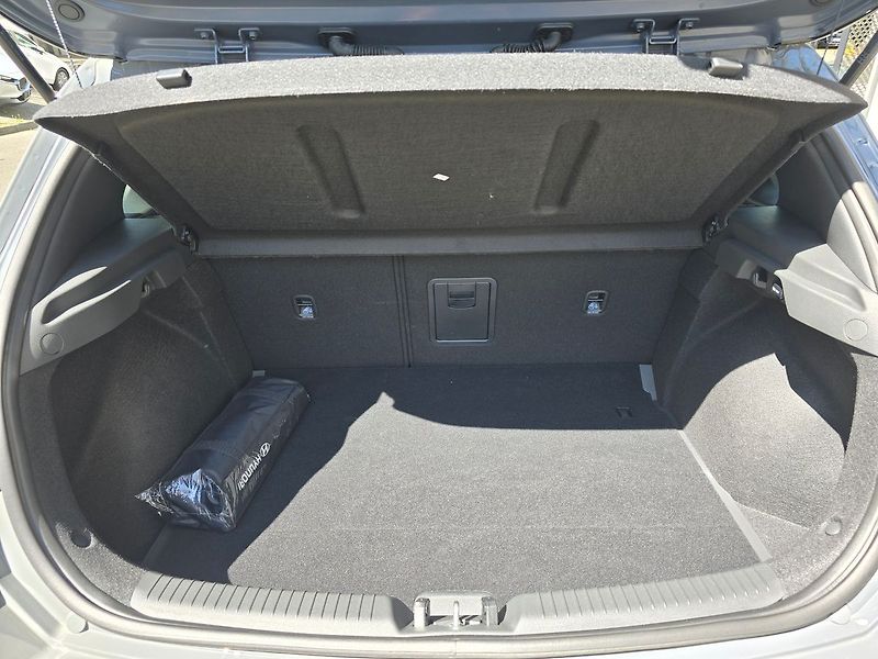 Hyundai i30 1.5 T-GDi DCT N-Line, serv.kn. - fotka 25 z 26