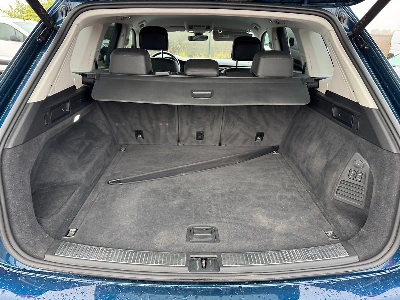 Volkswagen Touareg (2022) ELEGANCE 3.0TDI 210kW DSG 4x4  - fotka 6 z 11