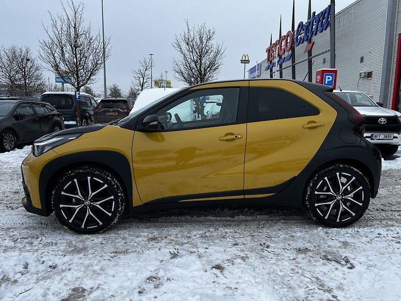Toyota Aygo 1.5 Hybrid ODBĚR 8/2026 - fotka 8 z 27
