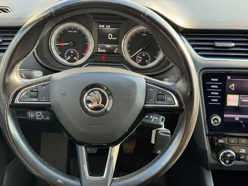 Škoda Octavia (2018) Style 2.0 TDI 4x4 110kW - fotka 16 z 35
