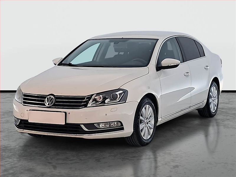 Volkswagen Passat (2014) 2.0 TDI, rezervace - fotka 2 z 20