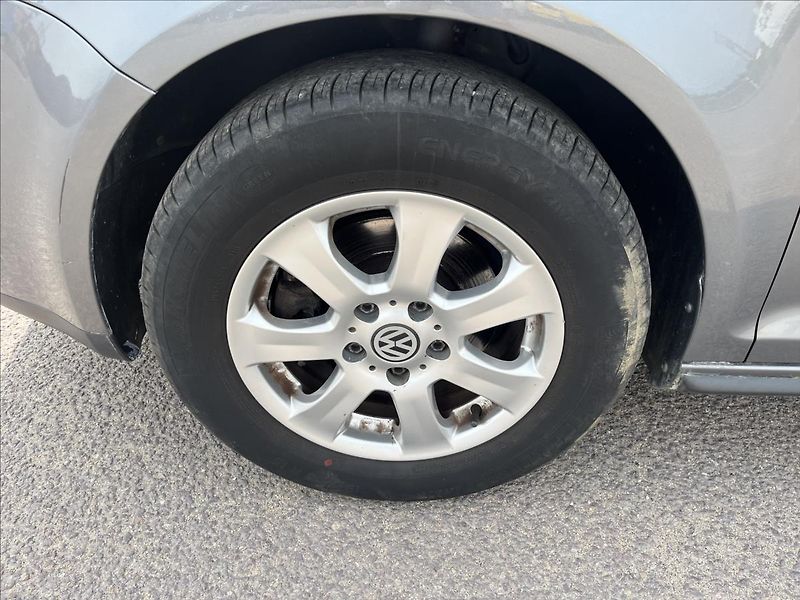 Volkswagen Golf Plus 1.4 i ROZVODY 2x KOLA STK 1/28 - fotka 36 z 36