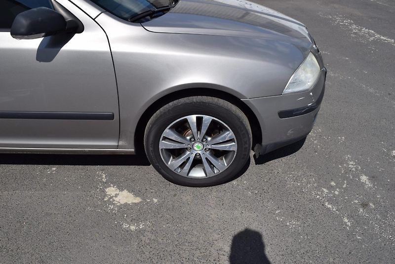 Škoda Octavia (2007) 1.6MPI 75kw CLASSIC KLIMA  - fotka 5 z 38