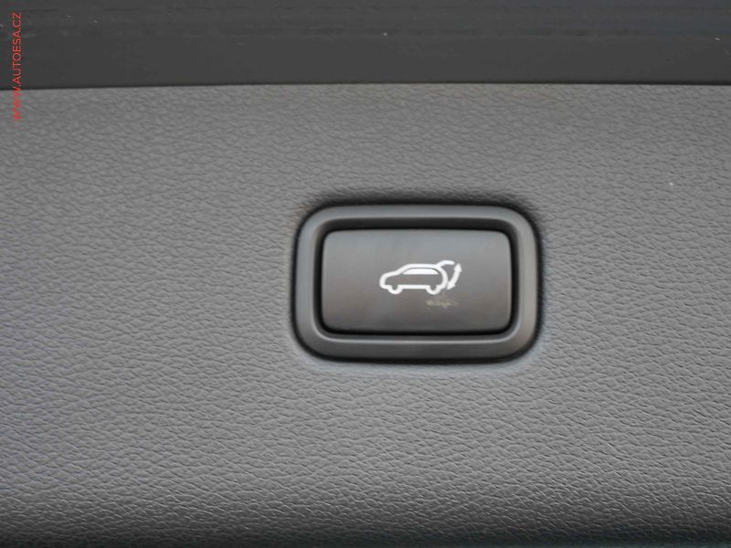 Hyundai Tucson (2015) 2.0CRDi 4x4, 1.maj,ČR, AT - fotka 28 z 30