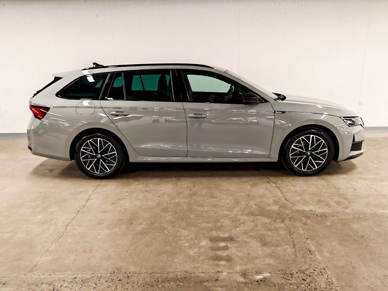 Škoda Octavia (2026) Combi 1.5 TSI 110 kW Sportline - fotka 28 z 32