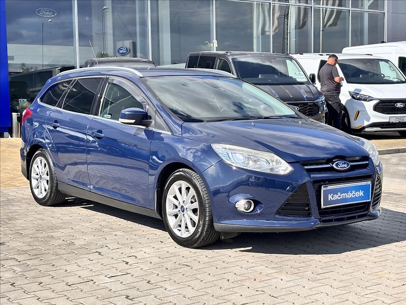 Ford Focus 2,0 TDCi 103kW AUT Titanium - fotka 7 z 27