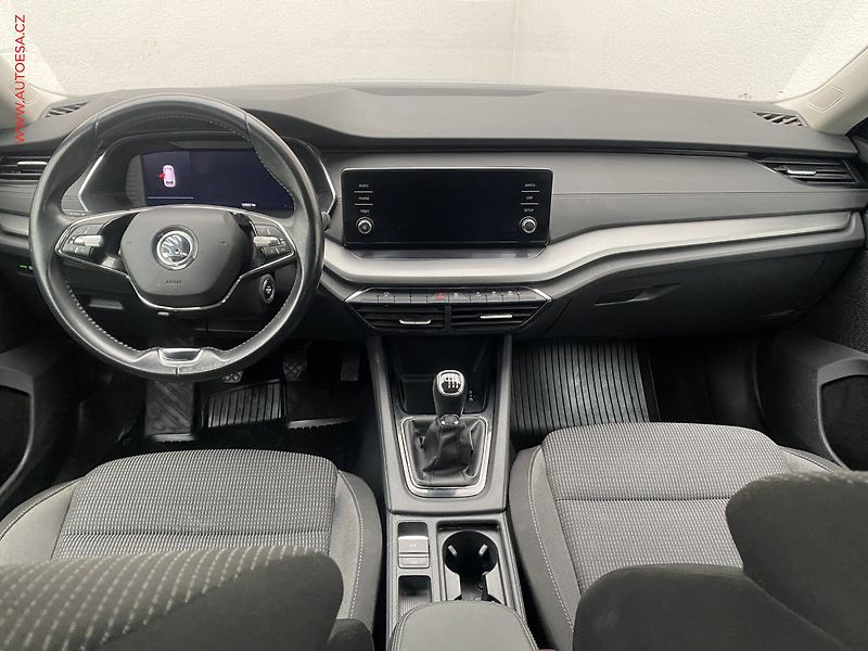 Škoda Octavia (2022) 2.0 TDi, 1.maj,ČR, Ambition - fotka 8 z 19