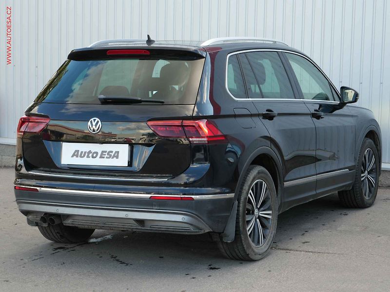 Volkswagen Tiguan (2016) 2.0TDi, Highline, DSG, panor - fotka 4 z 22