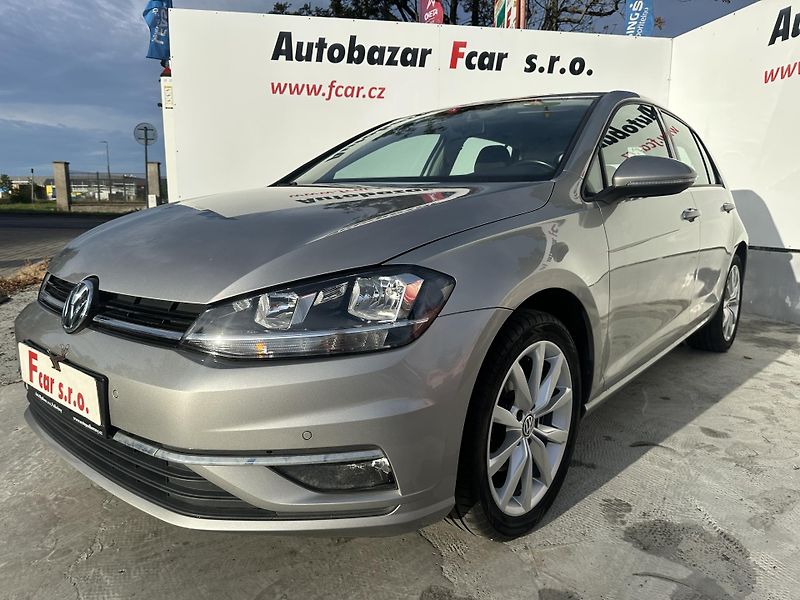 Volkswagen Golf (2017) 1,6 TDI 85kW, rezervace - fotka 3 z 25