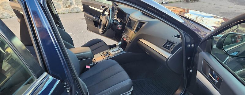 Subaru Outback (2015)  2.0D*BOXER*4x4*AUT*VÝHŘEV*ČR* - fotka 18 z 44