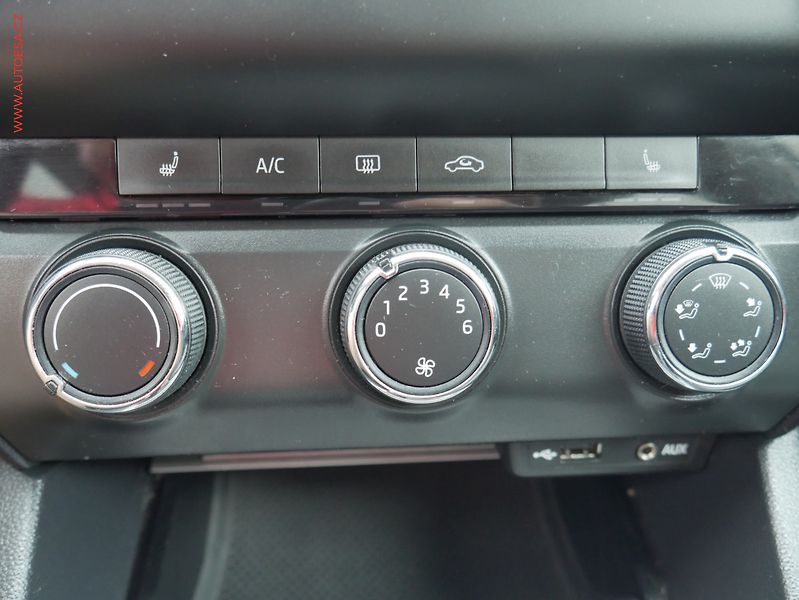 Škoda Octavia (2015) 1.4 G-TEC, 2.maj,ČR - fotka 16 z 16