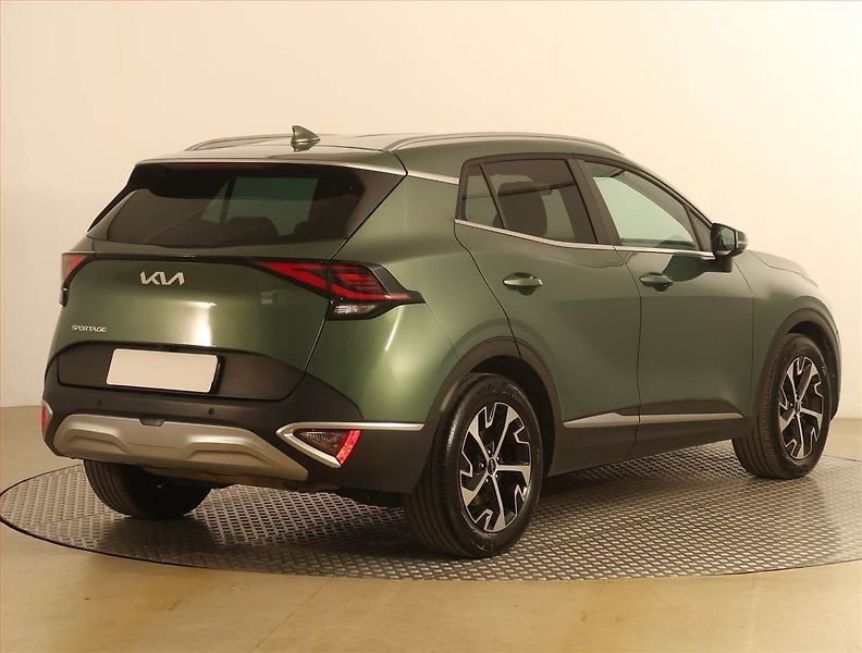 Kia Sportage (2022) Gold 1.6 T-GDI - fotka 5 z 22