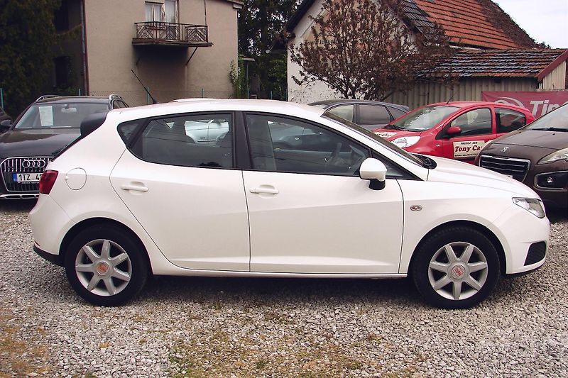 Seat Ibiza IV 1,4TDi 80PS EcoMotive KLIMA - fotka 5 z 32