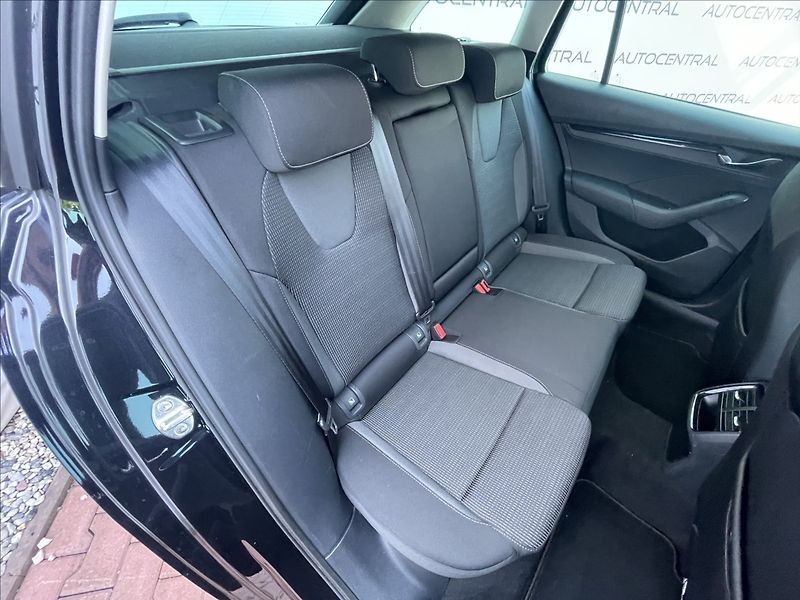 Škoda Octavia 1,0 TSi,,81kW,STYLE,STK 6/28 - fotka 25 z 26