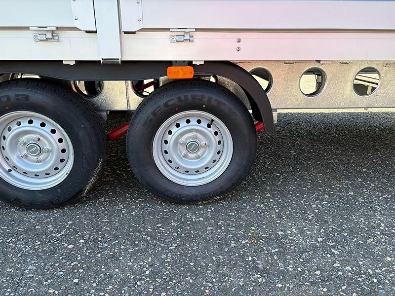 Iveco Daily (2026) 3.0 Hi-matic, souprava 25EP - fotka 33 z 33