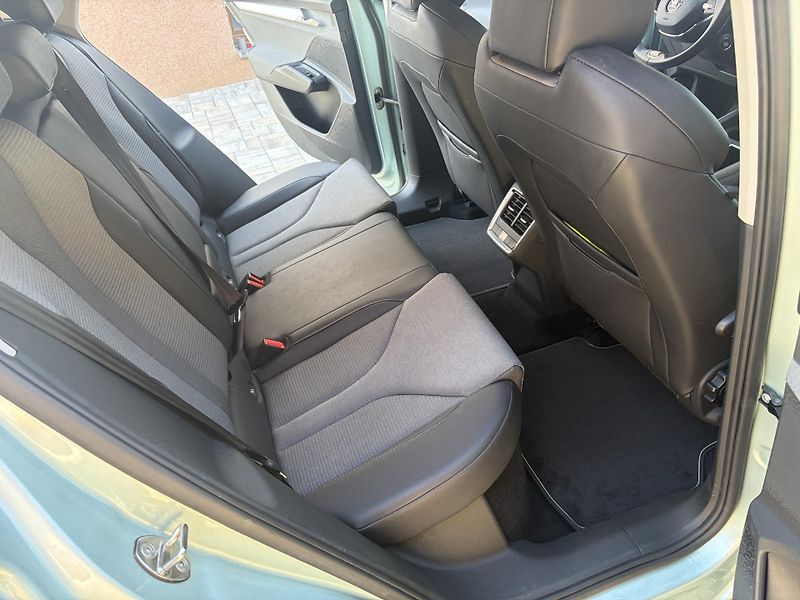 Škoda Enyaq (2021) 60, Arctic, 132kw - fotka 10 z 11