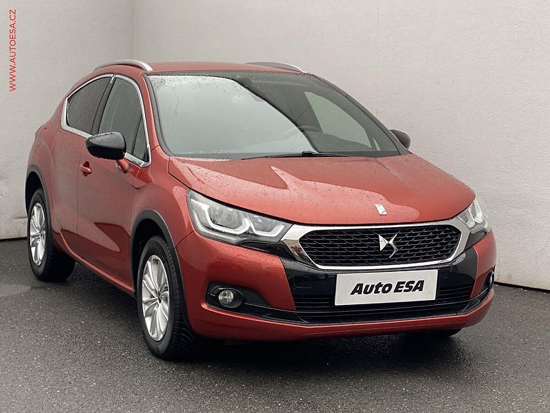 DS Automobiles DS4 (2016) 1.2 PT crossback - fotka 1 z 19