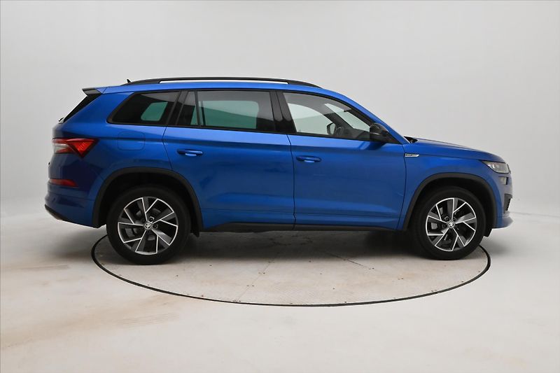 Škoda Kodiaq 2,0 TDI 147kW Sportline 4x4 Zá - fotka 4 z 25