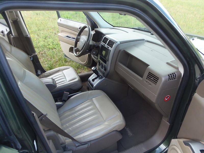 Jeep Patriot (2008) 2.4i LPG automat nová STK - fotka 14 z 21