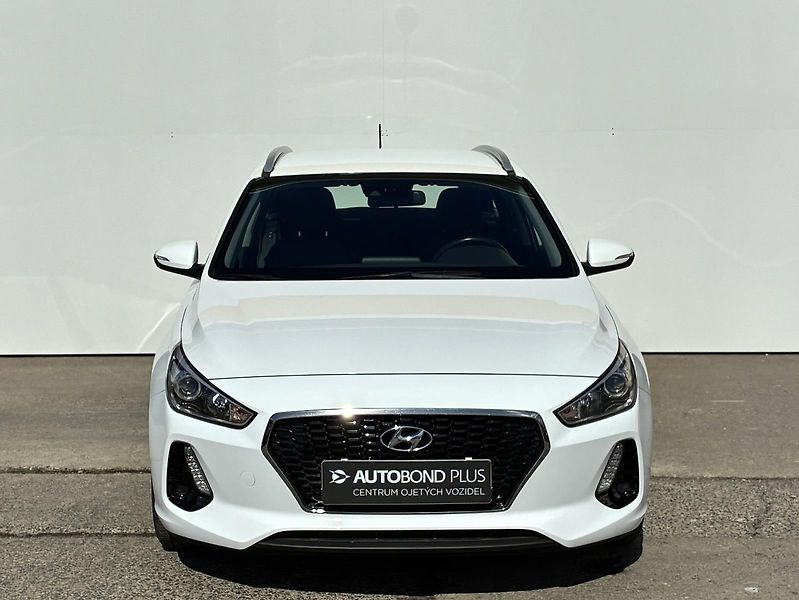 Hyundai i30 1-0 T-GDI 88kW Trikolor - fotka 4 z 19