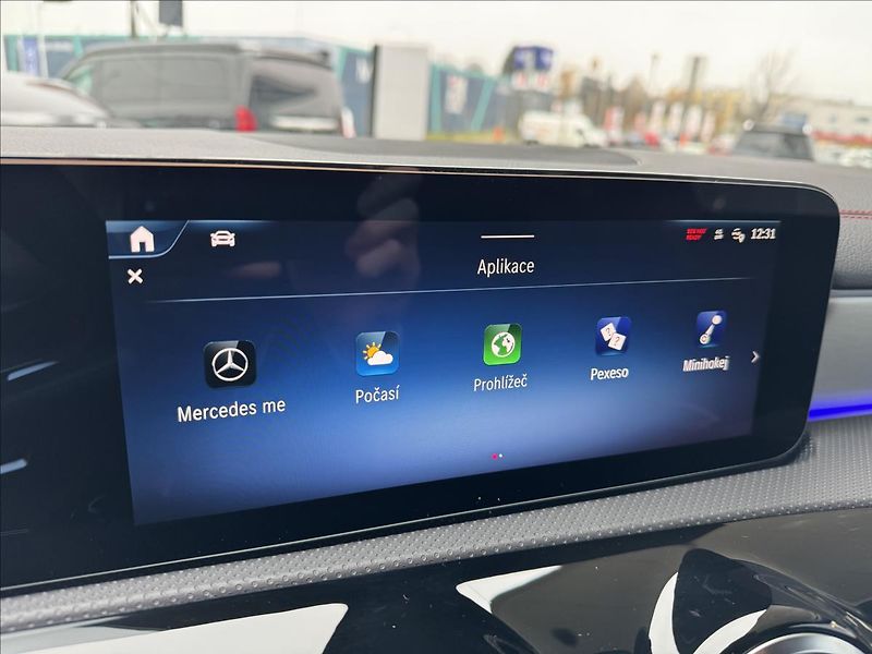 Mercedes-Benz CLA 200d Shooting Brake - fotka 10 z 31