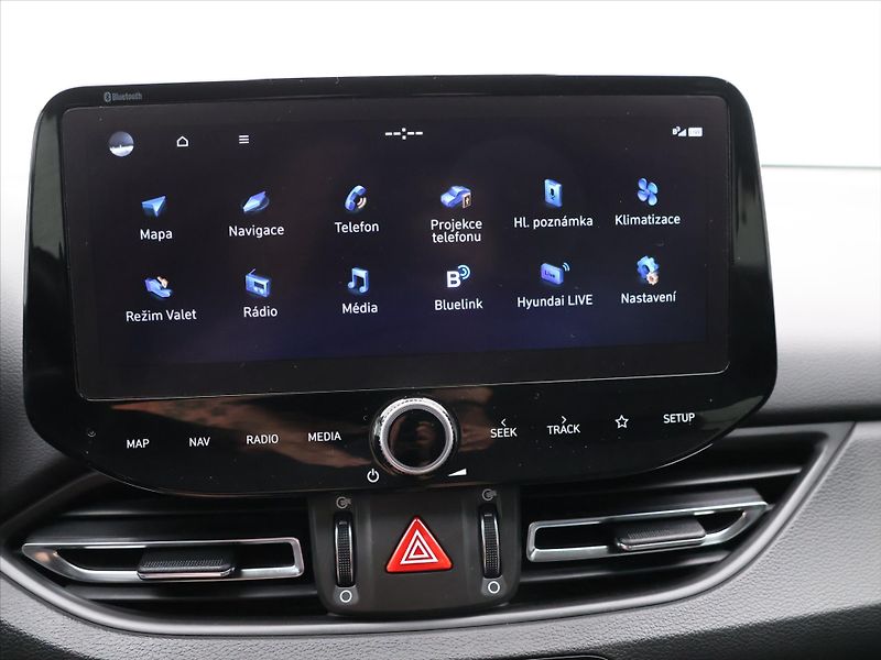 Hyundai i30 1,0 T-GDI 88kW Style DCT CZ DP - fotka 20 z 32