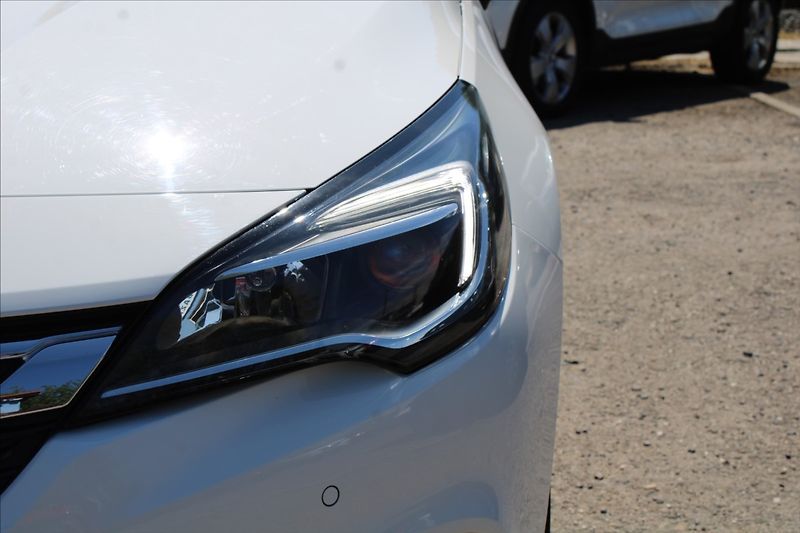 Opel Astra 1,4 i  NOVÉ V ČR,1.MAJITEL - fotka 22 z 27
