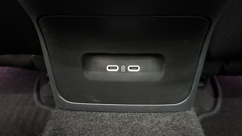 Škoda Octavia 2.0 TDI DSG Style - fotka 21 z 26