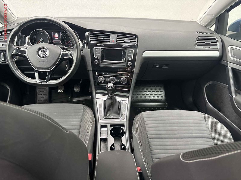 Volkswagen Golf (2014) 1.4 TSi, CUP, panor, bixen - fotka 8 z 17