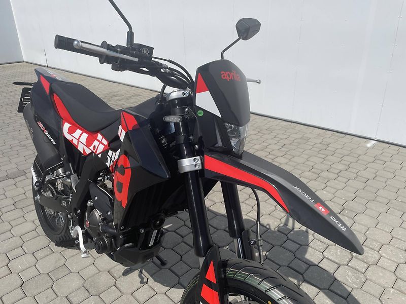 Aprilia (2026) SX 125 EU5+ - fotka 4 z 10