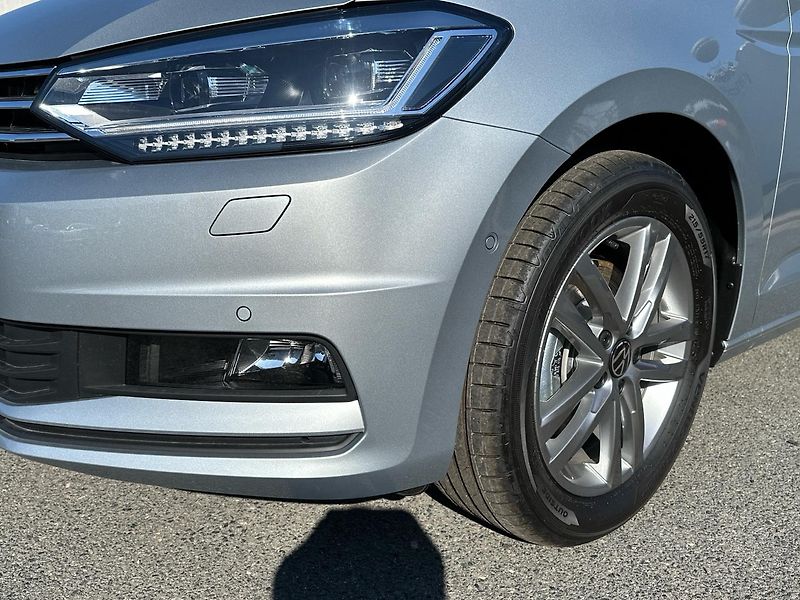 Volkswagen Touran (2024) People 1,5 TSI EVO 7DSG - fotka 18 z 24