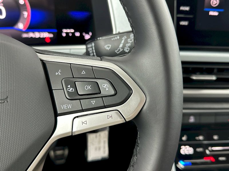 Volkswagen T-Roc (2025) Life GOAL 1.0 TSI 85kW - fotka 23 z 27