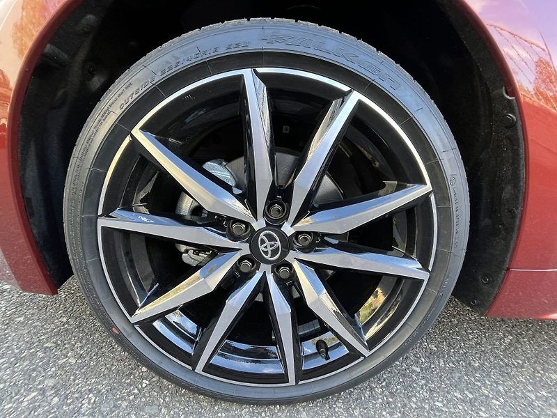 Toyota Corolla 2.0L HEV GR SPORT - fotka 29 z 29