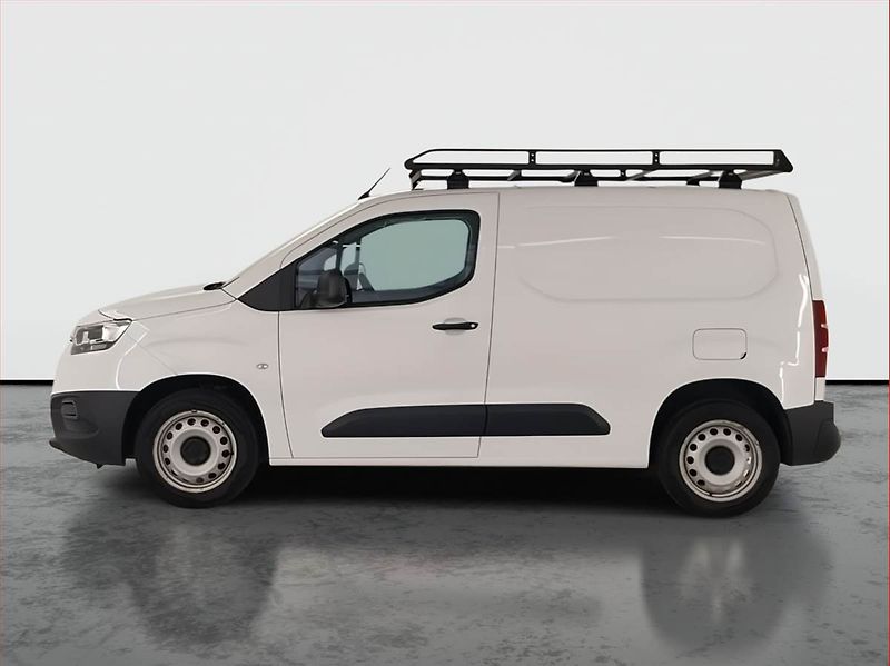 Toyota ProAce City (2021) 1.5 D4-D, ČR, 1Maj - fotka 3 z 15
