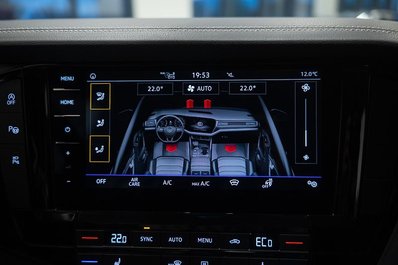 Volkswagen Touareg (2022) 3.0TDI 210KW 4X4 1ČR NOVÁ CENA - fotka 32 z 39