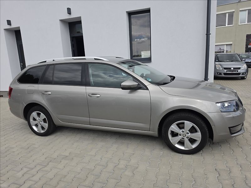 Škoda Octavia III 2,0TDi 110KW 4X4 Elegance - fotka 5 z 50