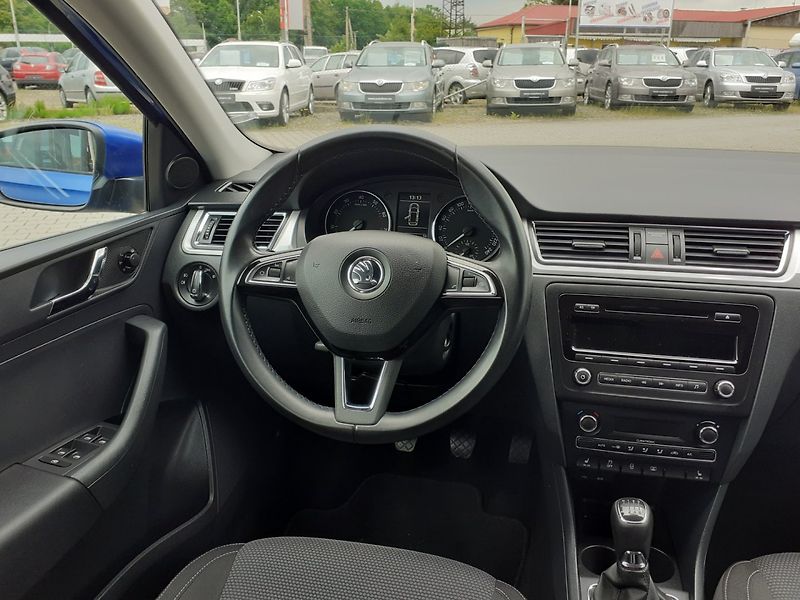 Škoda Rapid (2013) 1.2 TSi ELEGANCE - fotka 8 z 39
