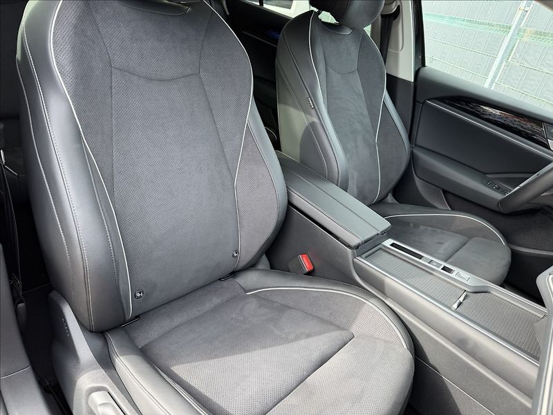 Volkswagen Passat 1.5 eTSI Business/HUD/ERGO - fotka 22 z 28
