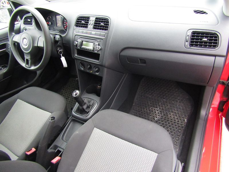 Volkswagen Polo (2010) 1.2 TDI 55kW TOP QUALITY - fotka 14 z 33