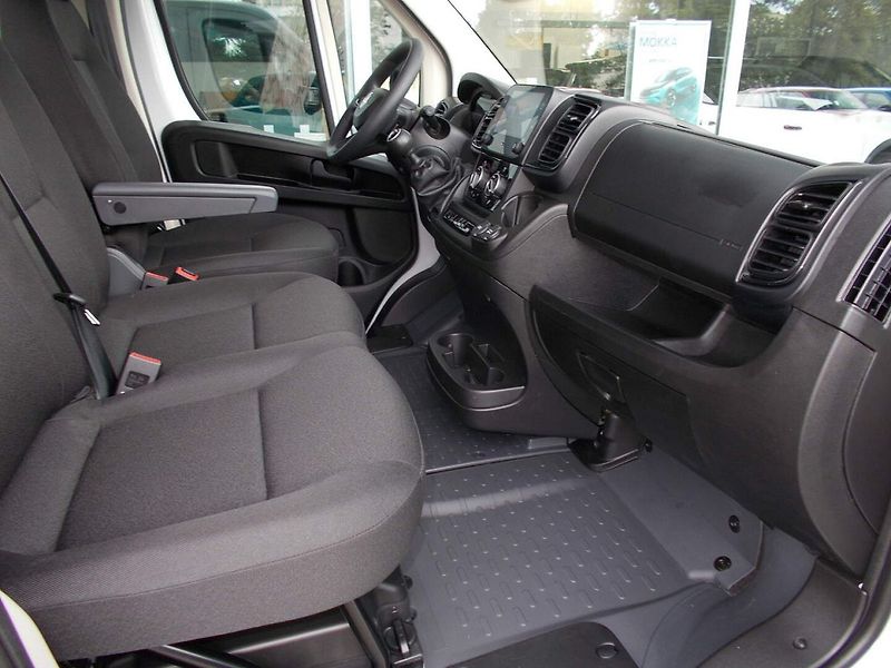 Opel Movano (2026) sklapec 3500 Heavy L3 2.2 CDTi - fotka 13 z 29