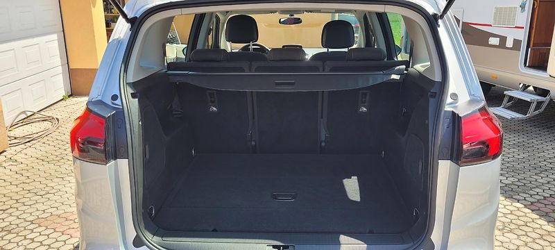 Opel Zafira (2015) 1,4i 103kW benzín Automat - fotka 27 z 33