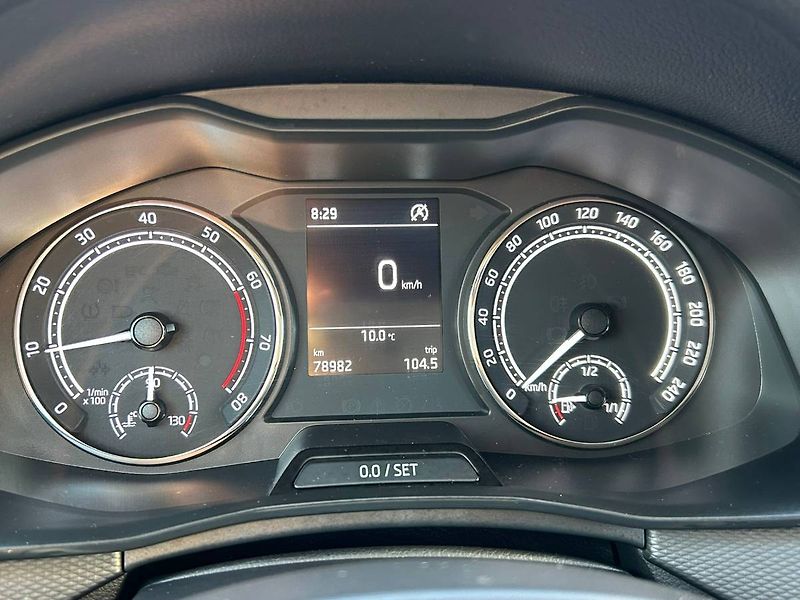Škoda Kamiq (2022) 1.0 TSI 70 kW LED manuál - fotka 12 z 33