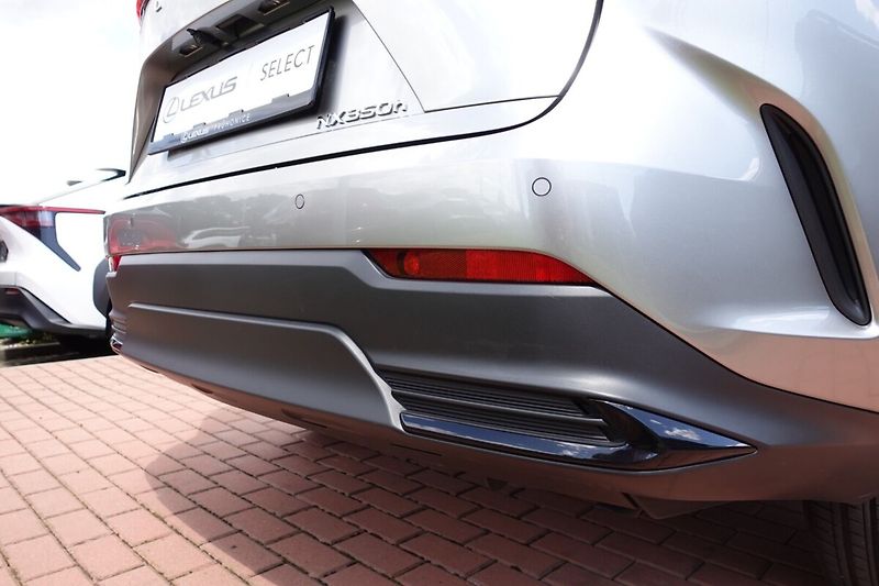 Lexus NX 350h NX350h Executive FWD - fotka 30 z 33