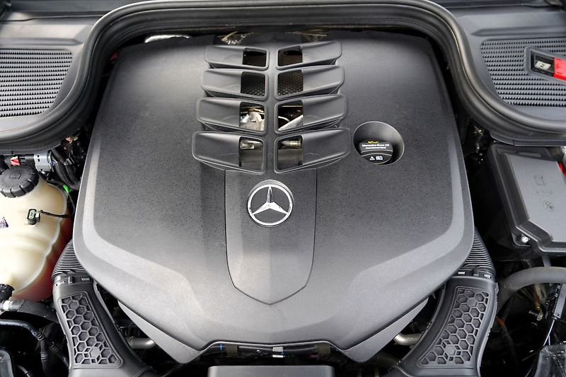 Mercedes-Benz GLS 580 4Matic/AMG/21/HUD/ČR - fotka 10 z 49