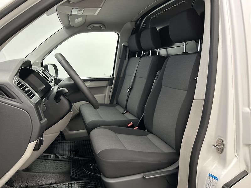 Volkswagen Transporter 2.0 TDI T6 Long - fotka 6 z 21