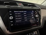 Volkswagen Touran 2,0 TDi  DSG Comfortline Tažné - náhled 38