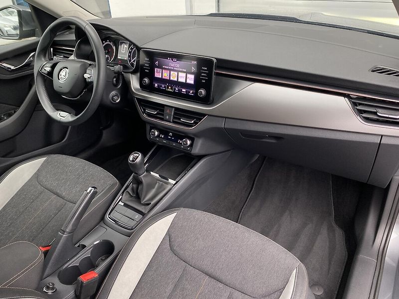 Škoda Kamiq 1.0 TSI 81 kW Style - fotka 24 z 26